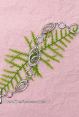 Zilver en strass stenen armband met toggle sluiting