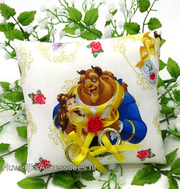 Disney Belle en Beest trouwring kussen geel lint