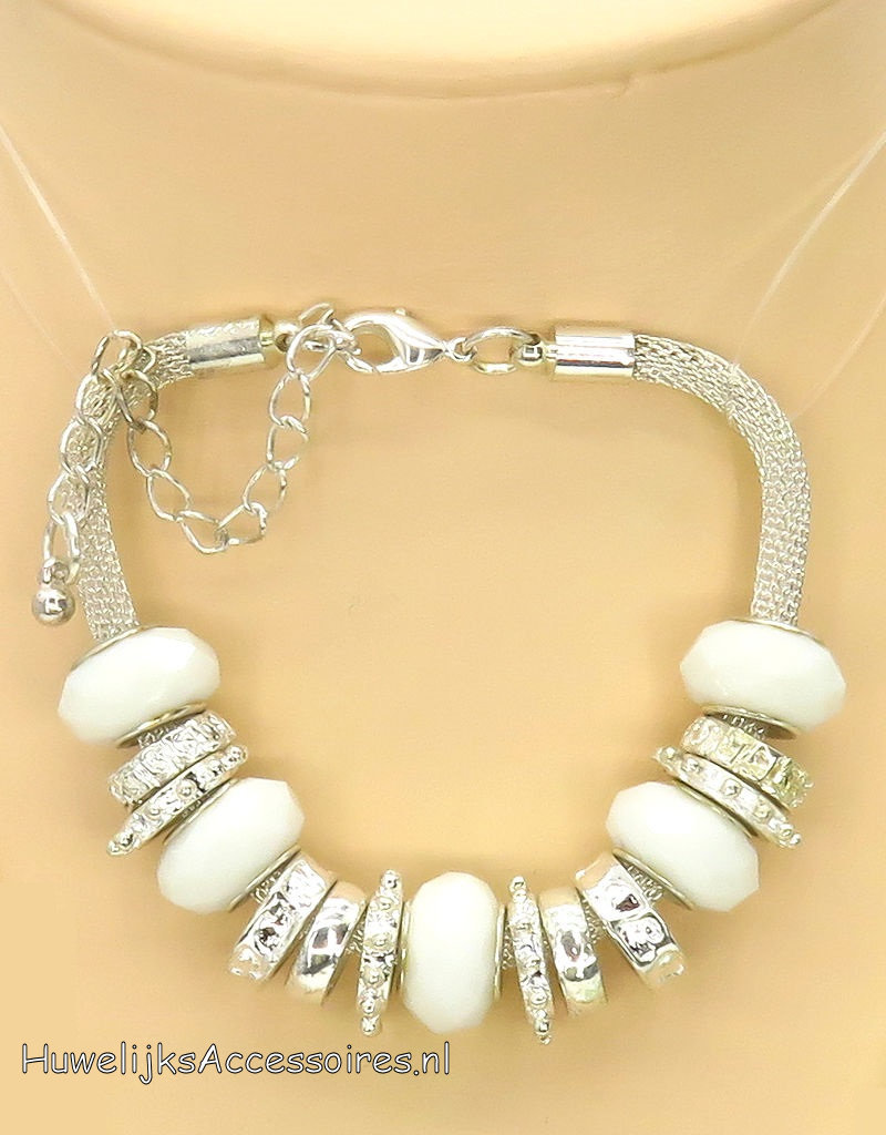 Bruidshalsketting en armband met witte facet kralen