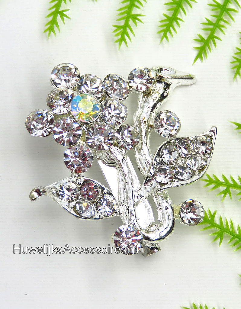 Heel mooie strass stenen bloem met tak broche