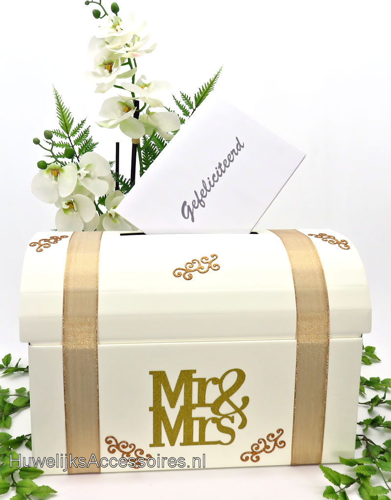 Mr & Mrs bruiloft enveloppendoos versierd met koper lint