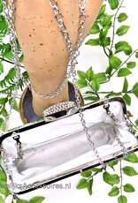 Mooie fonkelende zilverkleurige bruidstasje met strass stenen