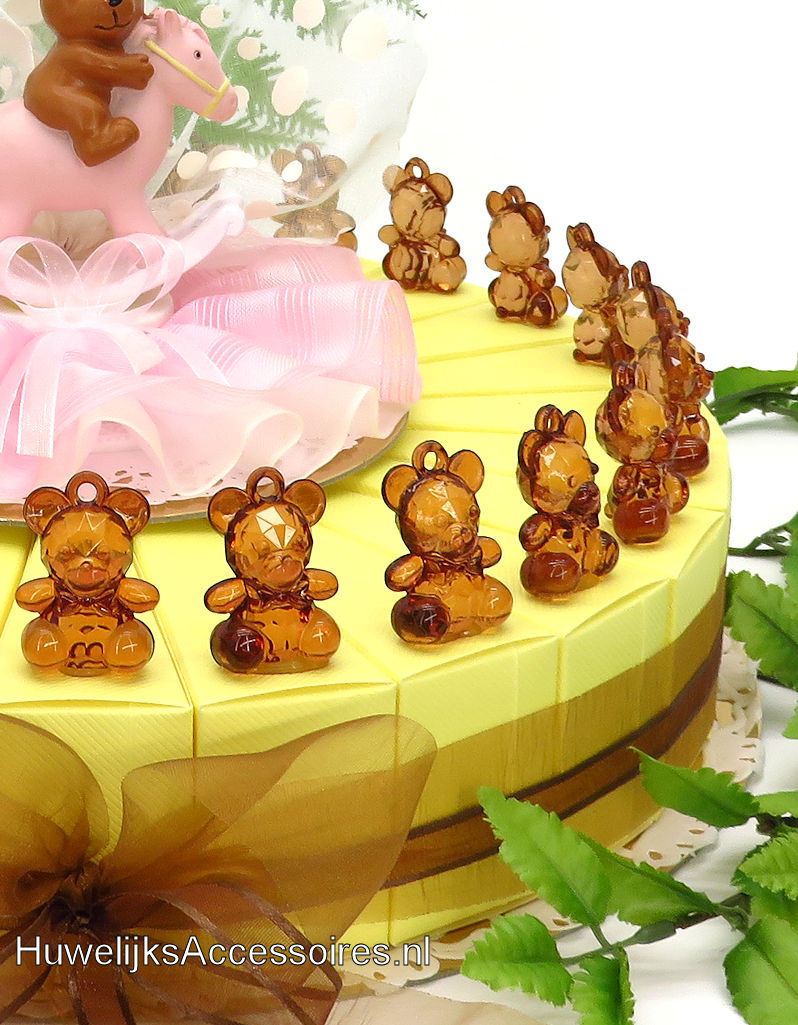 Doop bedankjes versierd met leuke bruine beertjes