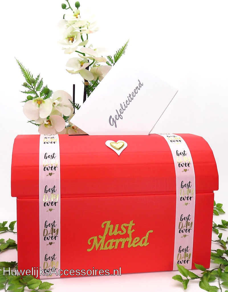 Rood huwelijks receptie enveloppendoos - 'Just Married'