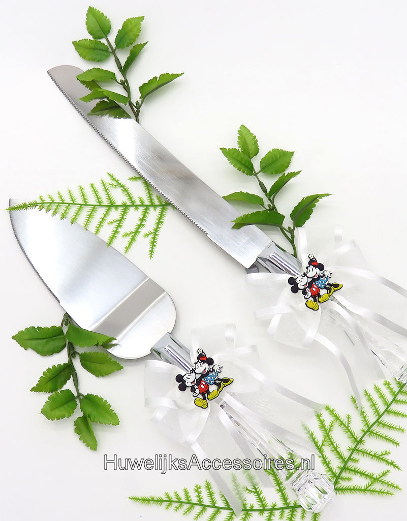 Disney Disney Bruidstaart mes en schep met Mickey & Minnie samen