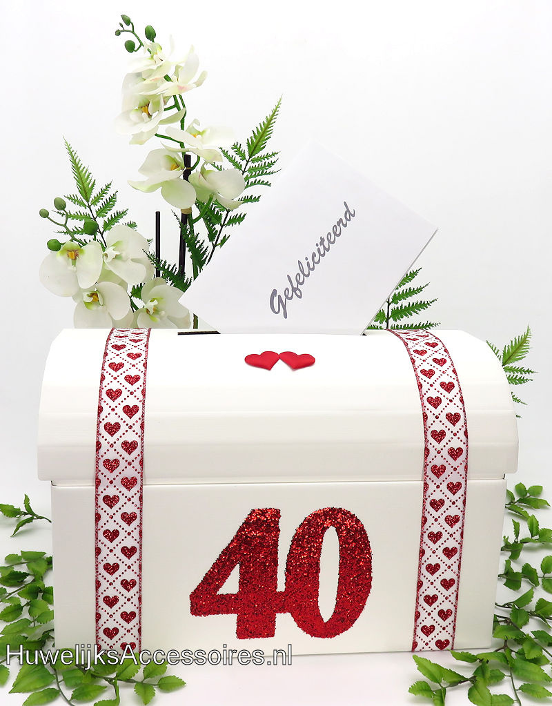 40 jaar jubileum huwelijk enveloppendoos met grote robijn "40"