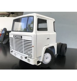 MBT 40.04.052 - Scania 141 trekker