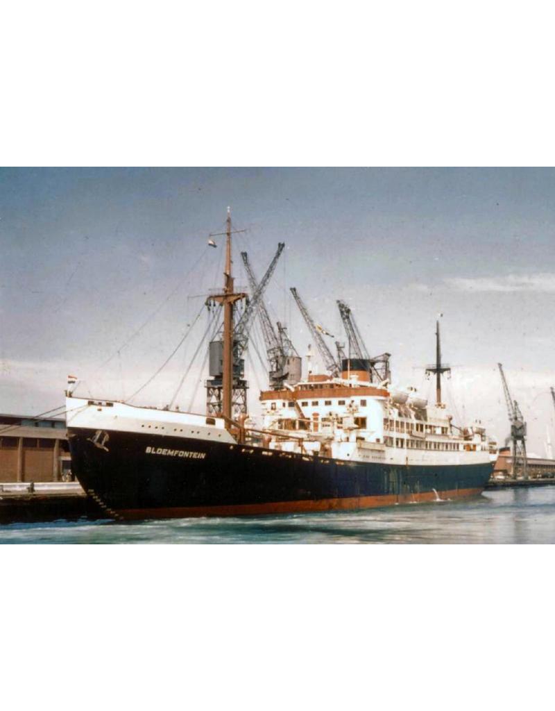 MBT 16.10.033 cargo-passenger ship ms "Bloemfontein", "Boschfontein".