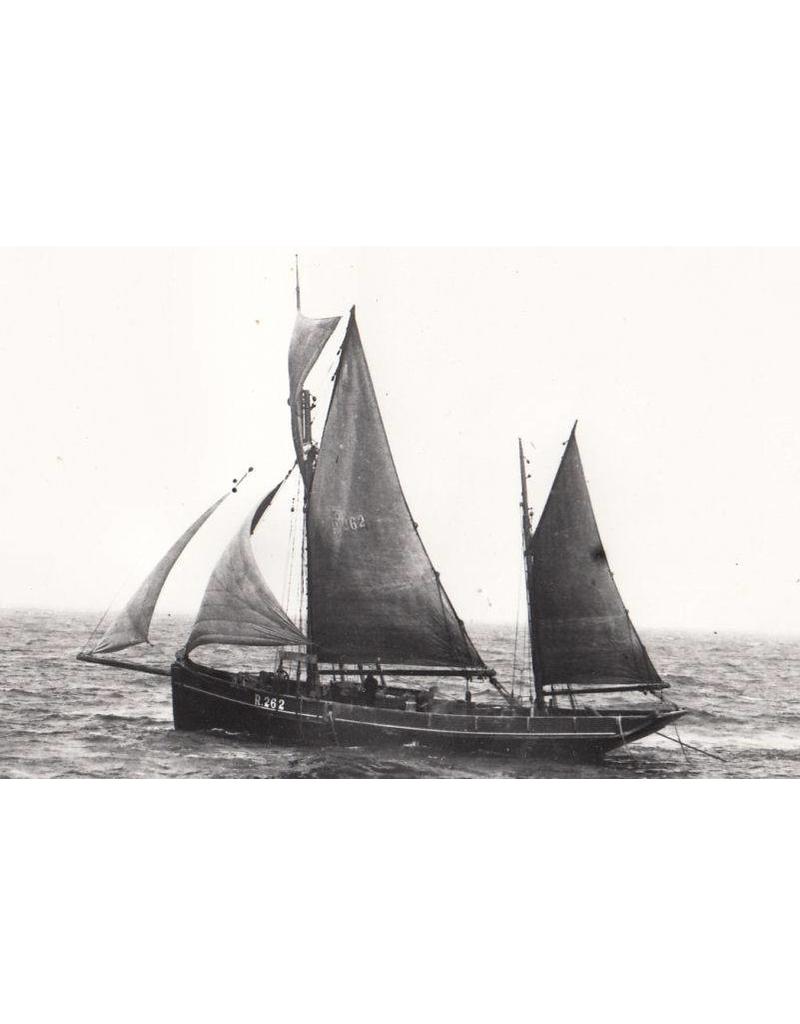 MBT English sailing trawler (19th century) - Construction drawing Scale 1 : 100 (10.03.004)