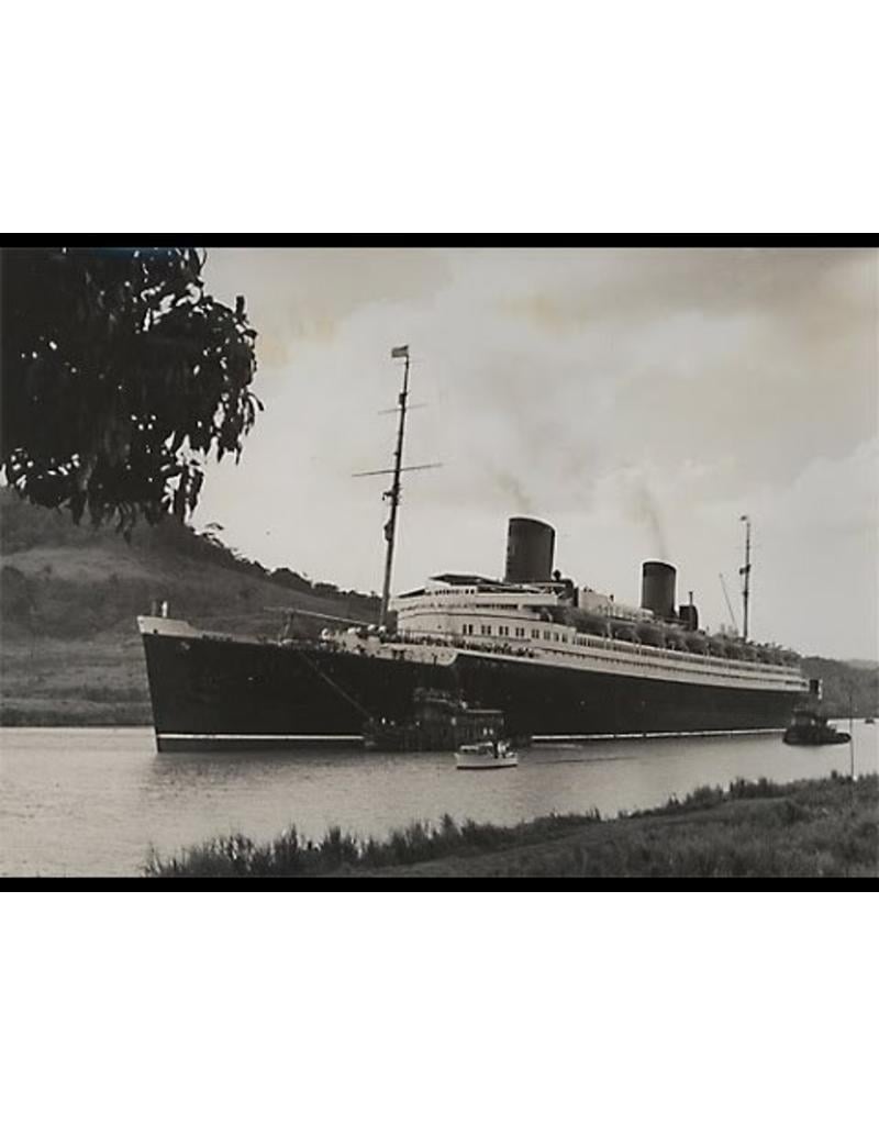 MBT Passenger ship SS Bremen (1928) – Nord-Deutscher Lloyd – Construction drawing, scale 1:200 (10.10.134)