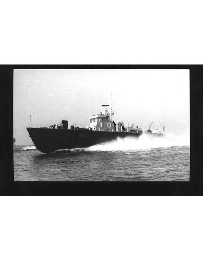 NVM 10.11.014 britischen Motortorpedoboot HMS "Dark Aggressor" P1102 (1954) - "Dark" class P1101-1120