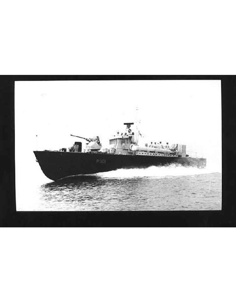 MBT British motor torpedo boat HMS "Dark Agressor" P1102 (1954) – "Dark" class P1101–1120 – Construction plan Scale 1:100 (10.11.014)