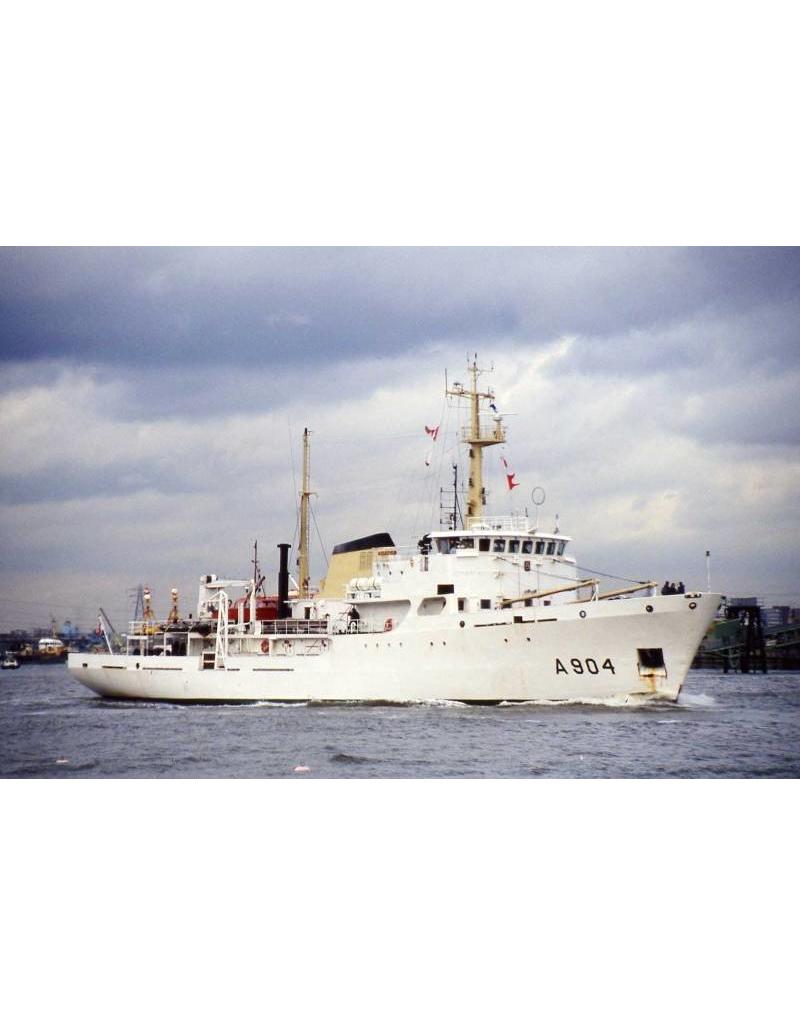 MBT HrMs survey vessels "Buyskes" A904, "Blommendal" A905 (1973) - Construction drawing Scale 1:100 (10.11.036)