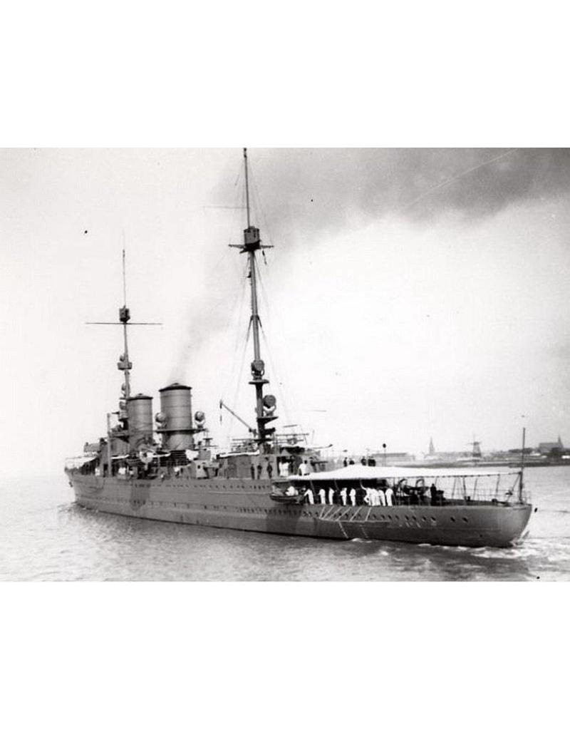 MBT 10.11.049 HrMs Kreuzer "Java" (1925), HrMs "Sumatra" (1926) vor Umbau