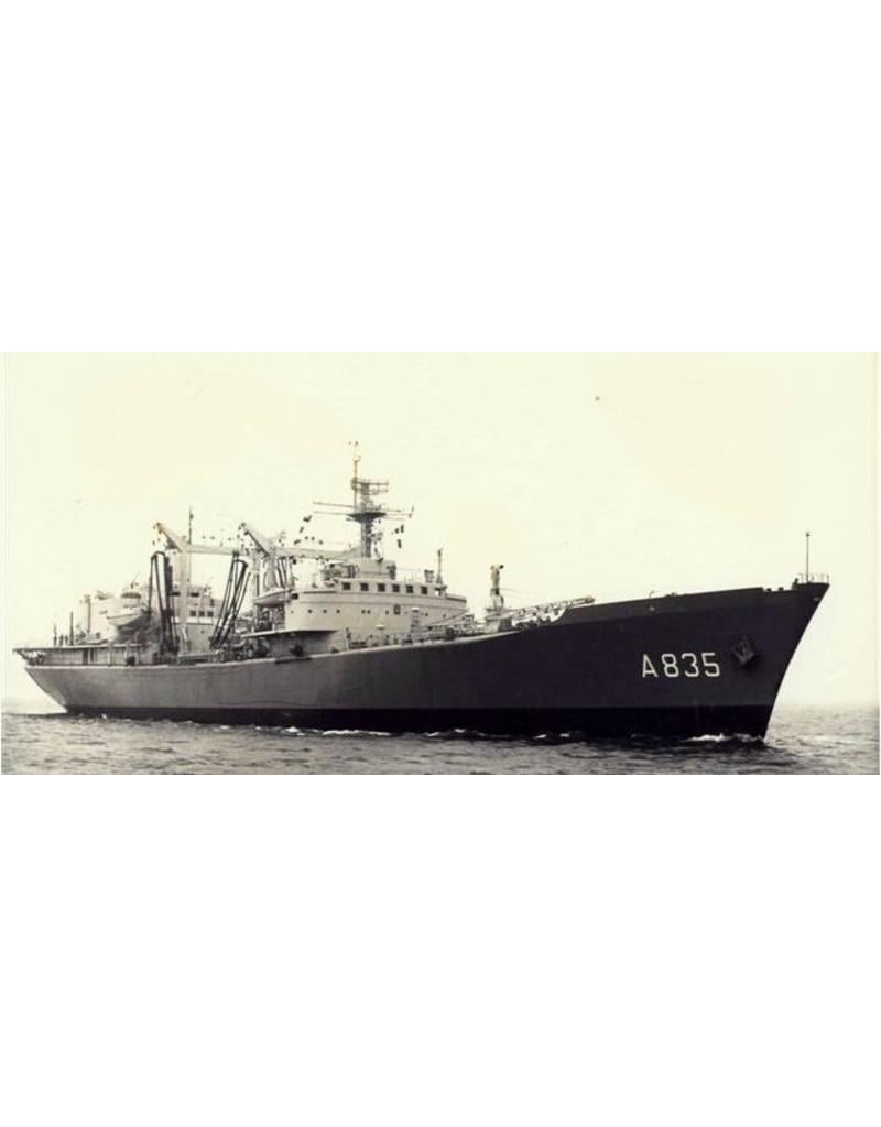 MBT 10.11.067 HrMs bevoorradingsschip "Poolster" A835 (1964)