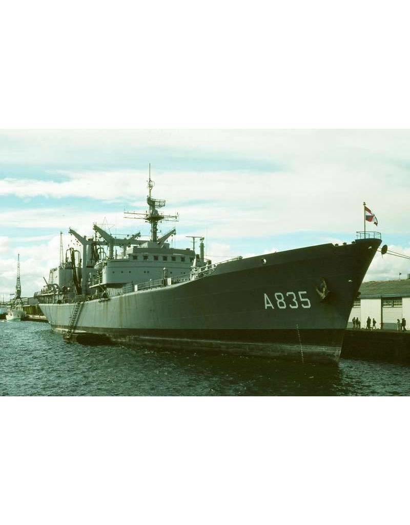 MBT 10.11.067 HrMs bevoorradingsschip "Poolster" A835 (1964)