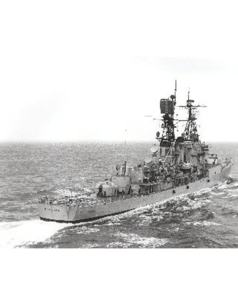 MBT Frigate USS "Mitscher" DL 2 (1962); "McCain", "Lee", "Wilkinson" - Construction Drawing Scale 1 : 192 (10.11.091)