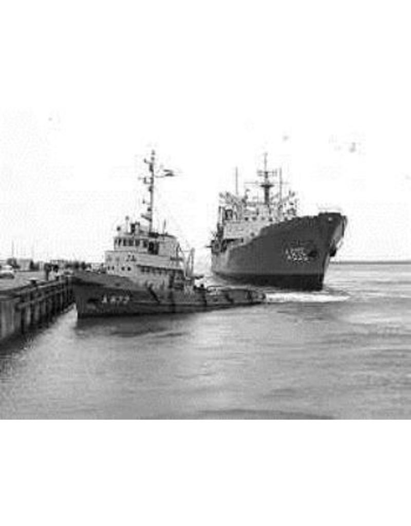 MBT 10.11.100 marinesleepboten "Westgat" en "Wielingen" (1968)