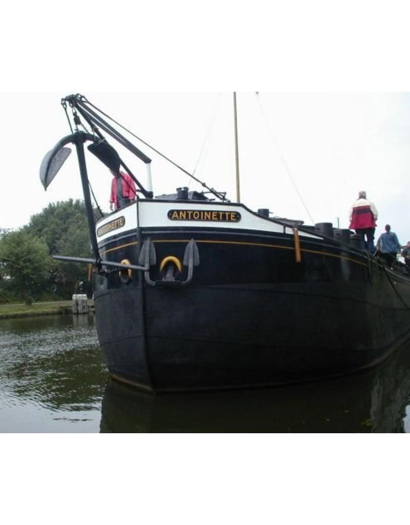 NVM 10.15.012 barge Kempenaar