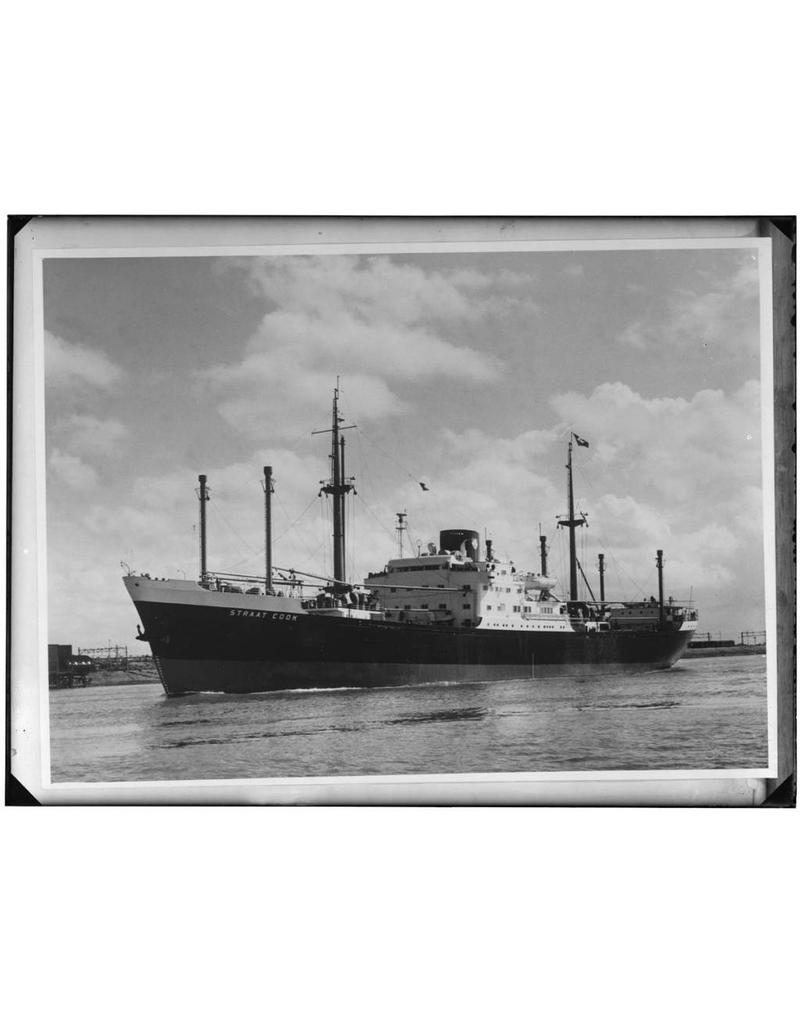 MBT 10.20.040 Frachtschiff ms "Straat Cook" (1956) - KJCPL