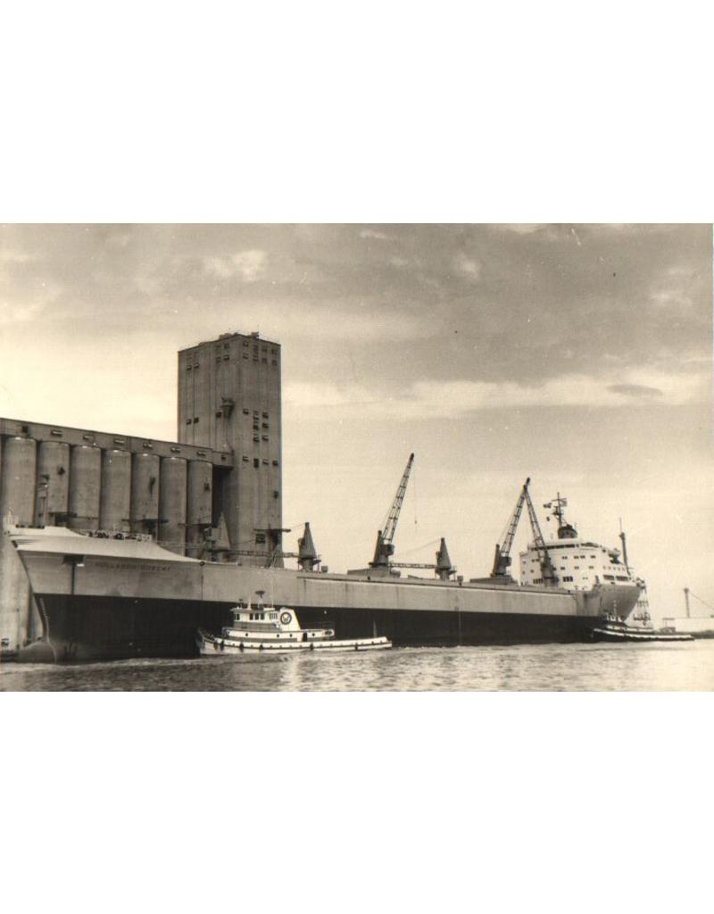 NVM 16.10.080 bulkcarrier ms "Hollands Burcht" (1965) - HVM/HBT