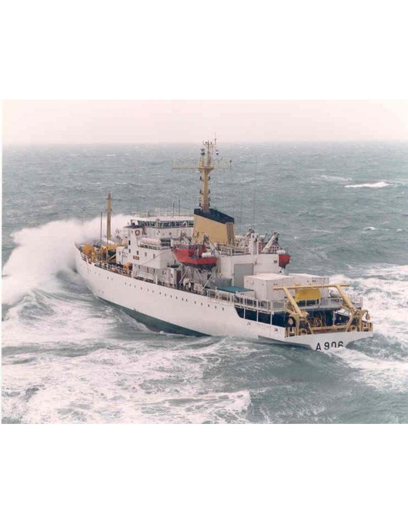 MBT 16.11.001 HrMs Oceanografisch onderzoeksvaartuig "Tydeman" A906 (1976)