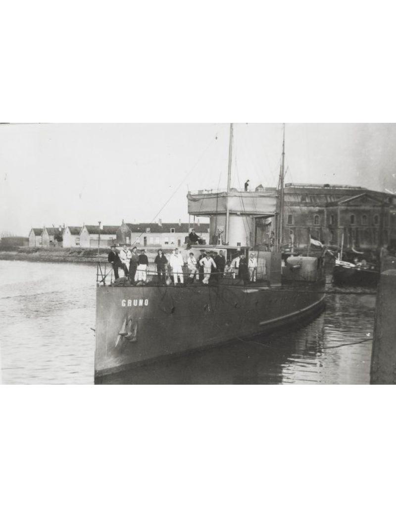 MBT 16.11.021 Pantserboot HrMs "Gruno" (1915); Brinio-klasse, vanaf 1935 kanonneerboot