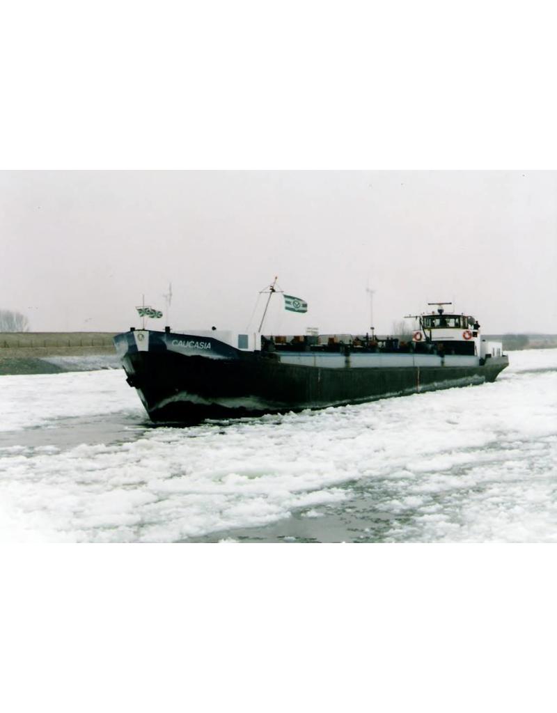 MBT 16.15.004 inland tanker ms "Caucasia" (1951) - Phs. Van Ommeren