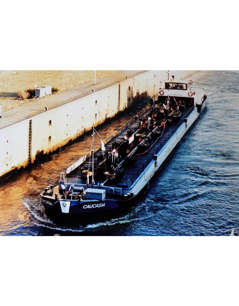 MBT 16.15.004 inland tanker ms "Caucasia" (1951) - Phs. Van Ommeren