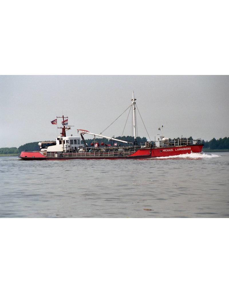 MBT 16.15.015 tank cleaning vessel ms Michael Langenberg (1958) - Langenberg