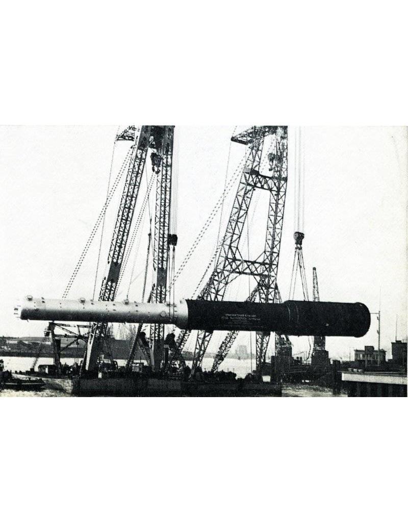 MBT 16.19.001 drijvende bok "Kolossus" (1965) - Tak's Bergingsmij.