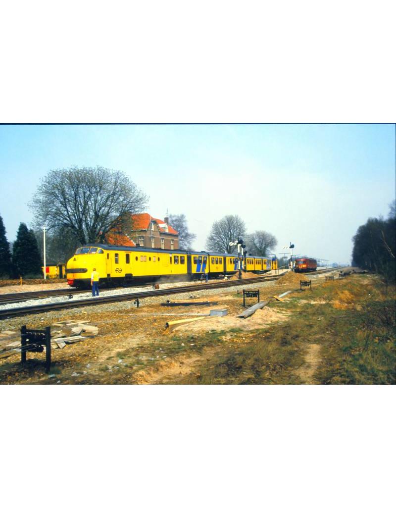 NVM 20.04.004 DE-driewagenstel 111-152 - Plan U voor spoor 0