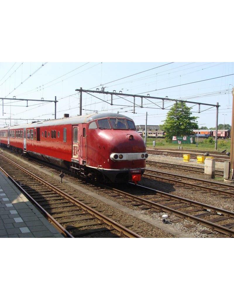 NVM 20.04.004 Das Drei-Wagen-Einheit 111-152 - Sie planen, zu verfolgen 0