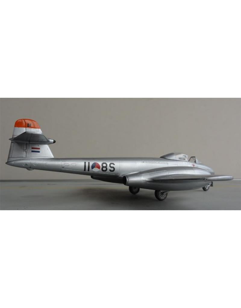 MBT 50.11.003 Gloster Meteor MK-8