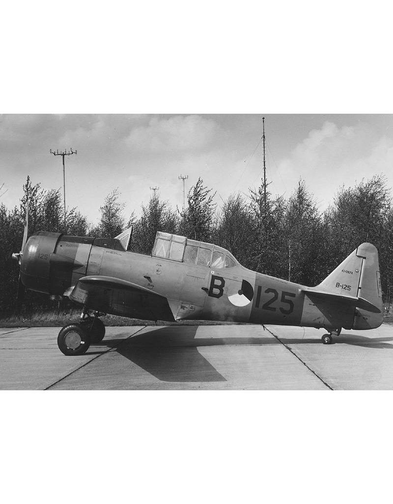 MBT 50.12.003 North American Harvard II