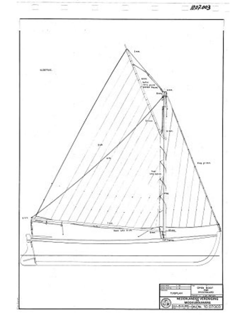 MBT 10.07.003 Segelschaluppe mit Mittelschwert