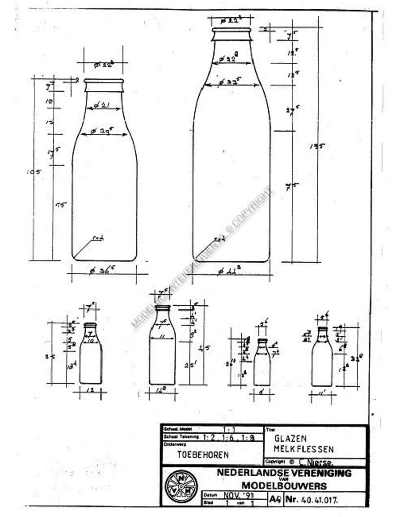 NVM 40.41.017 glazen melkflessen