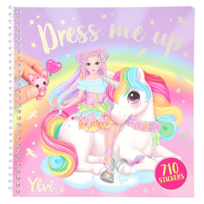 Ylvi Dress Me Up Stickerboek