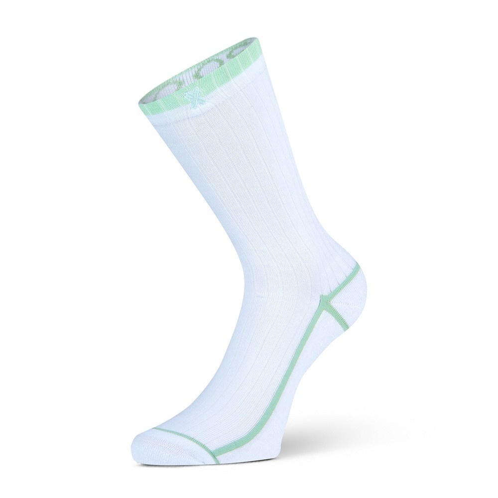 Xpoos Bamboe damessokken essential - wit