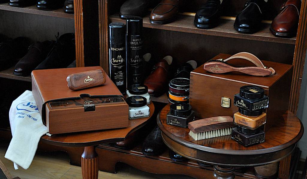 Saphir Medaille d'Or Pommadier Hermes Red