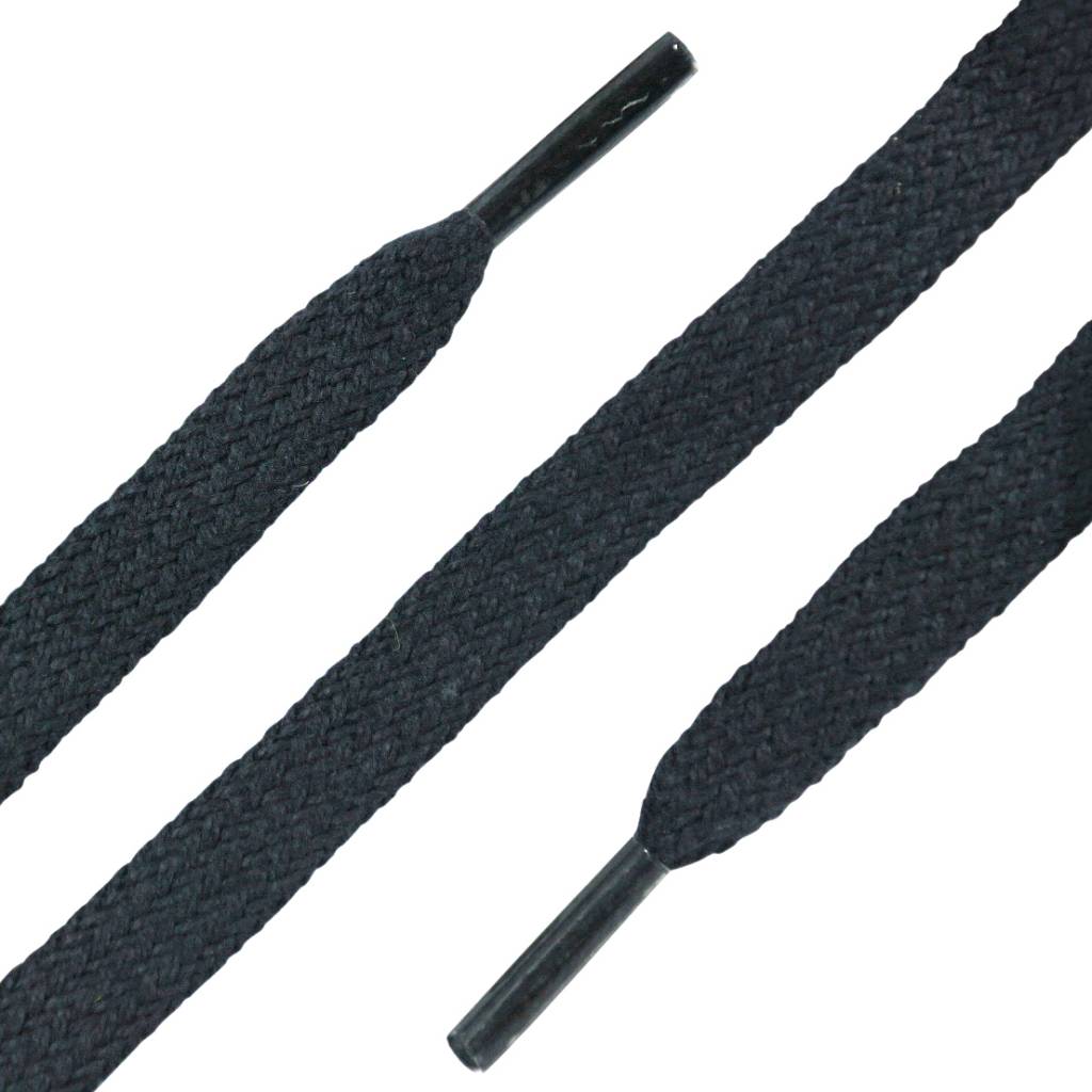 SL LINE    Platte Veters Donkerblauw in 60cm  Platte Veters Donkerblauw in 60cm voor schoenen met drie á vier paar gaatjes. Top kwaliteit veters van ca 8mm breed die niet snel los gaan tijdens het gebruik.  Inhoud: 1 paar Platte Veters Donkerblauw in 60cm  Alle P