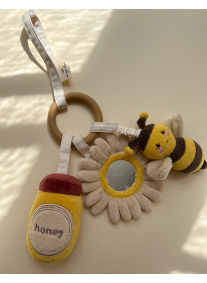 Activity Ring Bee