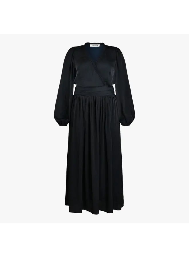 Kleid black