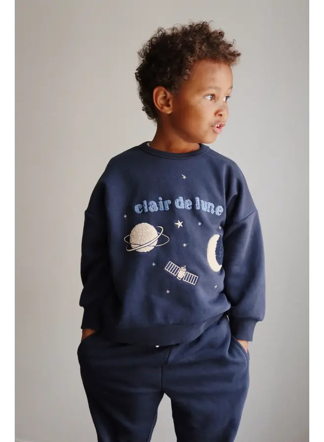 LOU Sweatshirt total eclipse