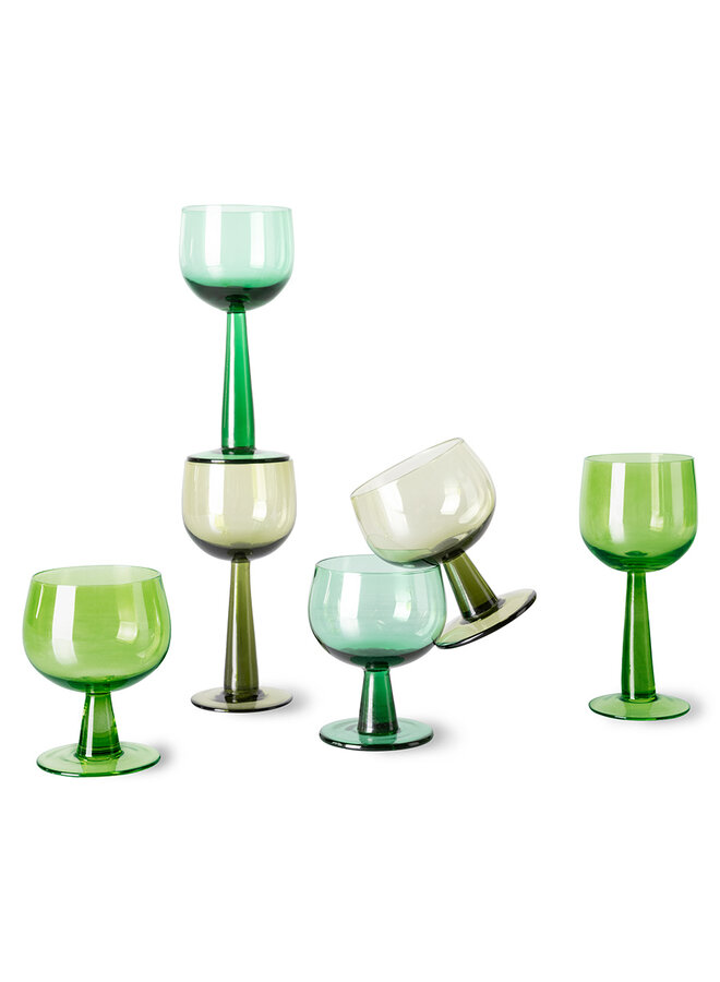 The emeralds wine glass low - olive green