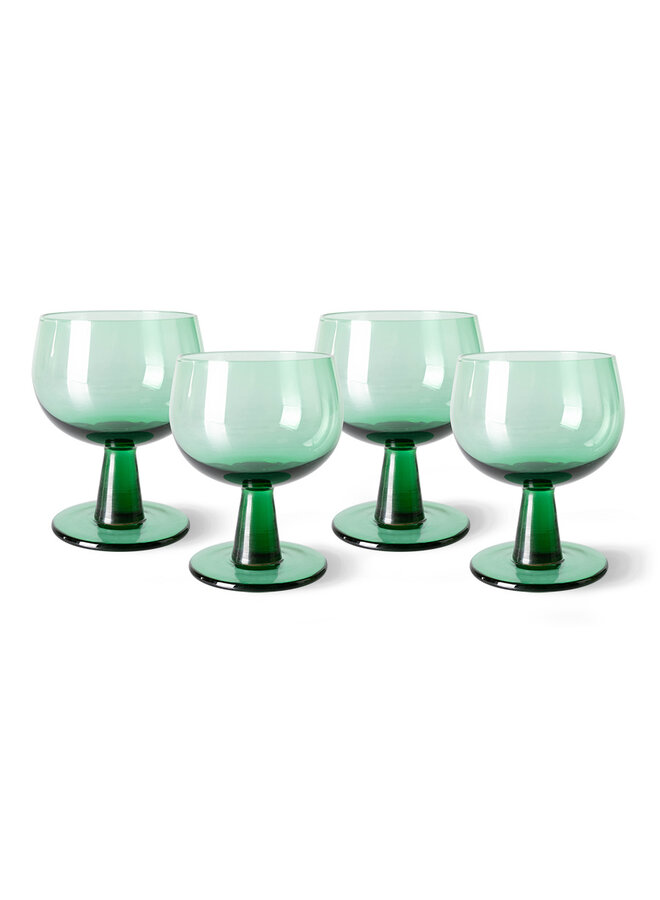 The emeralds wine glass low - fern green