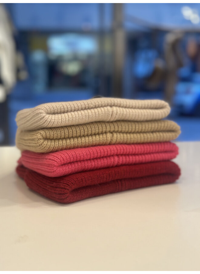 Wool Beanie - red