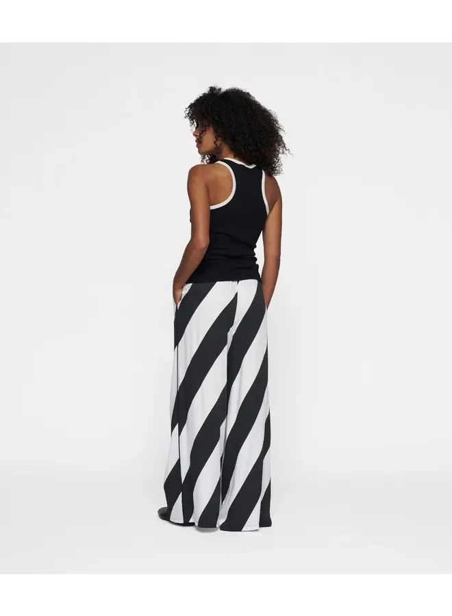 Rib Tank Top - contrast black