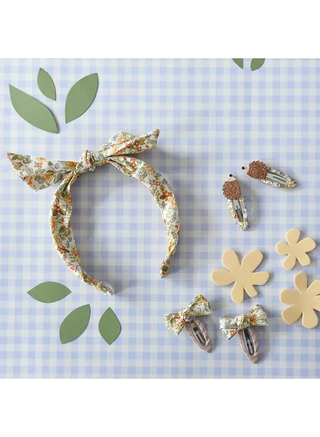 Bramble Hedgehog Clips