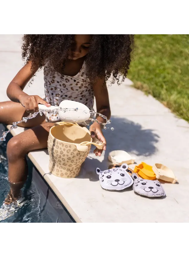 Leopard Beach Toys